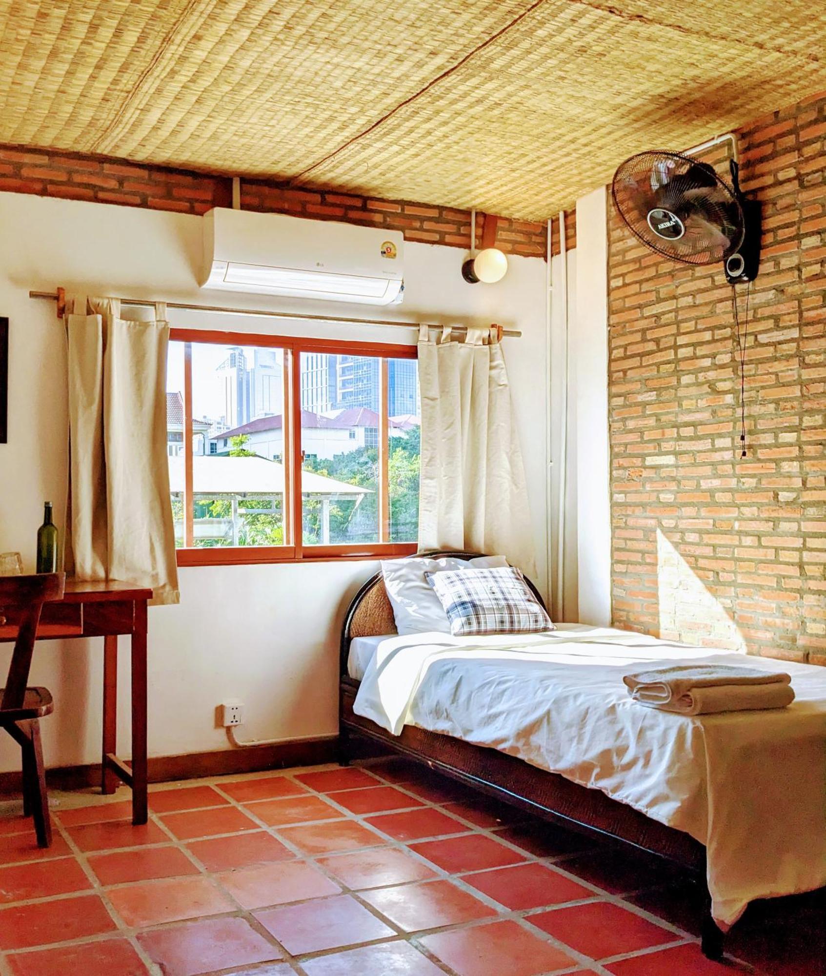 Hotel Yk Art House à Phnom Penh Extérieur photo